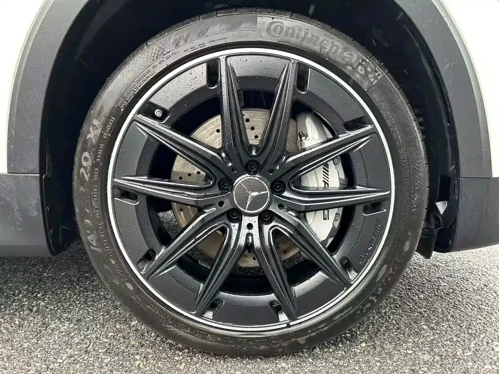 Mercedes-Benz GLB AMG — фото 9
