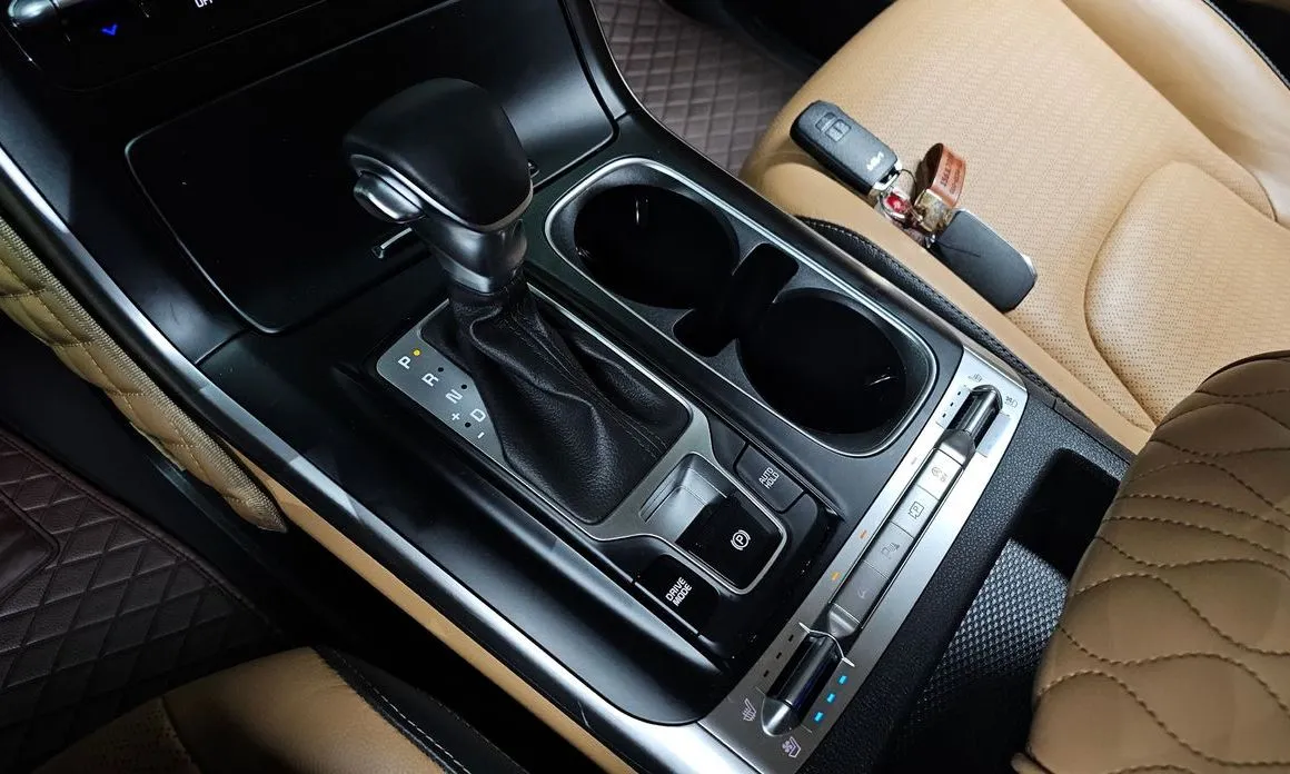 Kia Carnival — фото 10