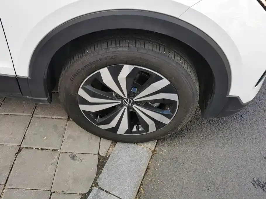 Volkswagen Tharu — фото 7