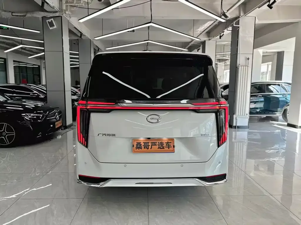 GAC Motor Trumpchi M8 — фото 5