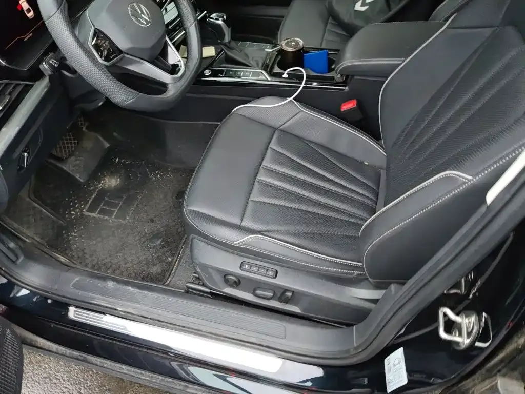 Volkswagen Passat — фото 9