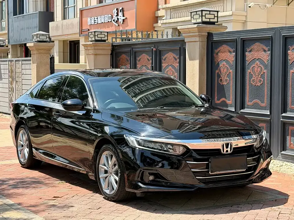 Honda Accord — фото 4
