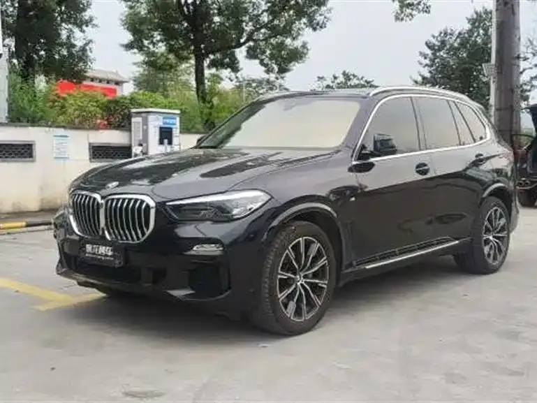 BMW X5 (Import) — фото 1
