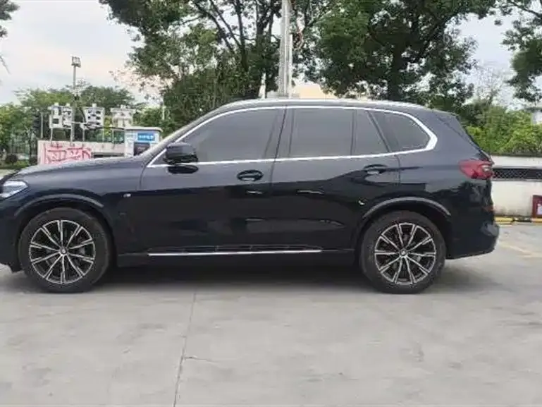 BMW X5 (Import) — фото 7