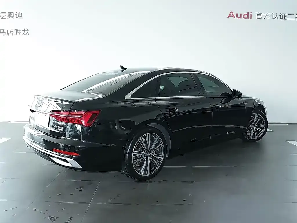 Audi A6L — фото 9