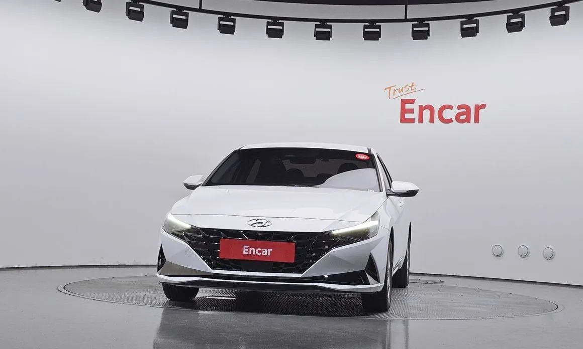Hyundai AVANTE — фото 3