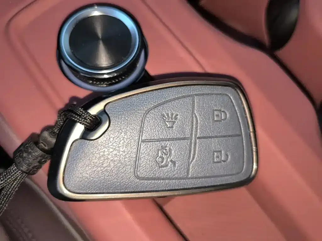 Buick Envision Plus — фото 6