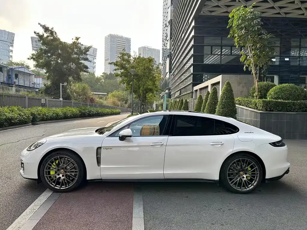 Porsche Panamera — фото 6