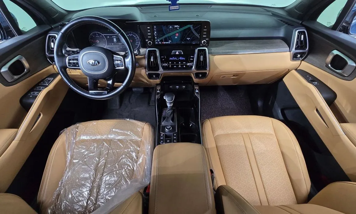 Kia Sorento — фото 9