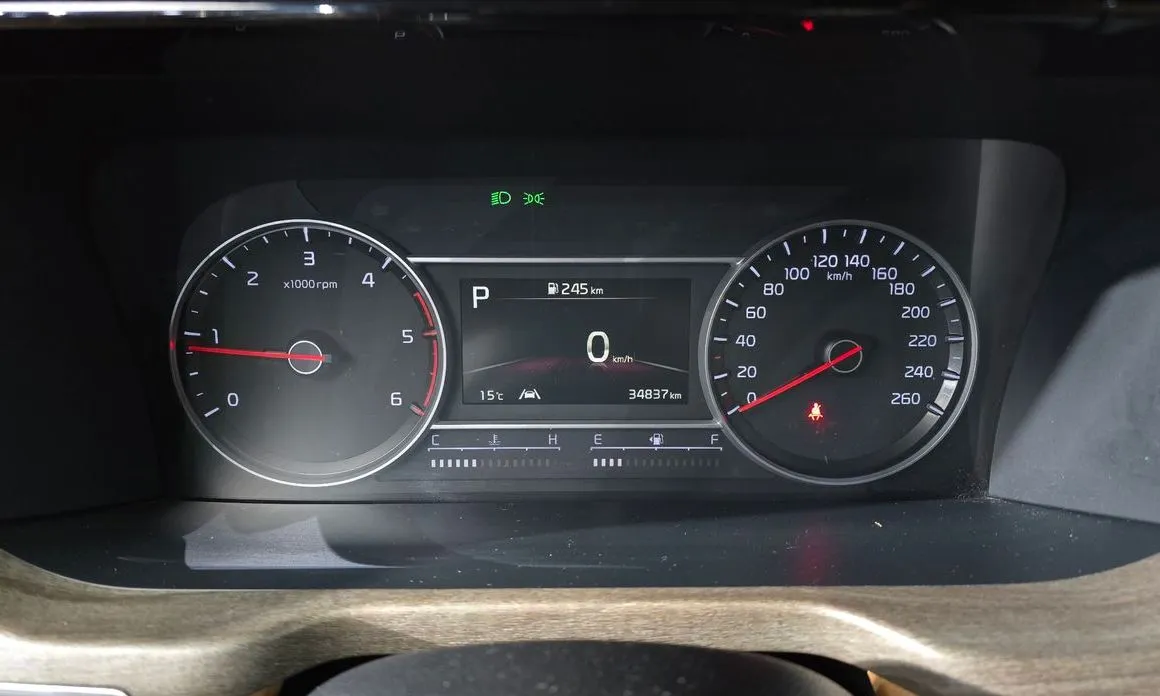 Kia Sorento — фото 3
