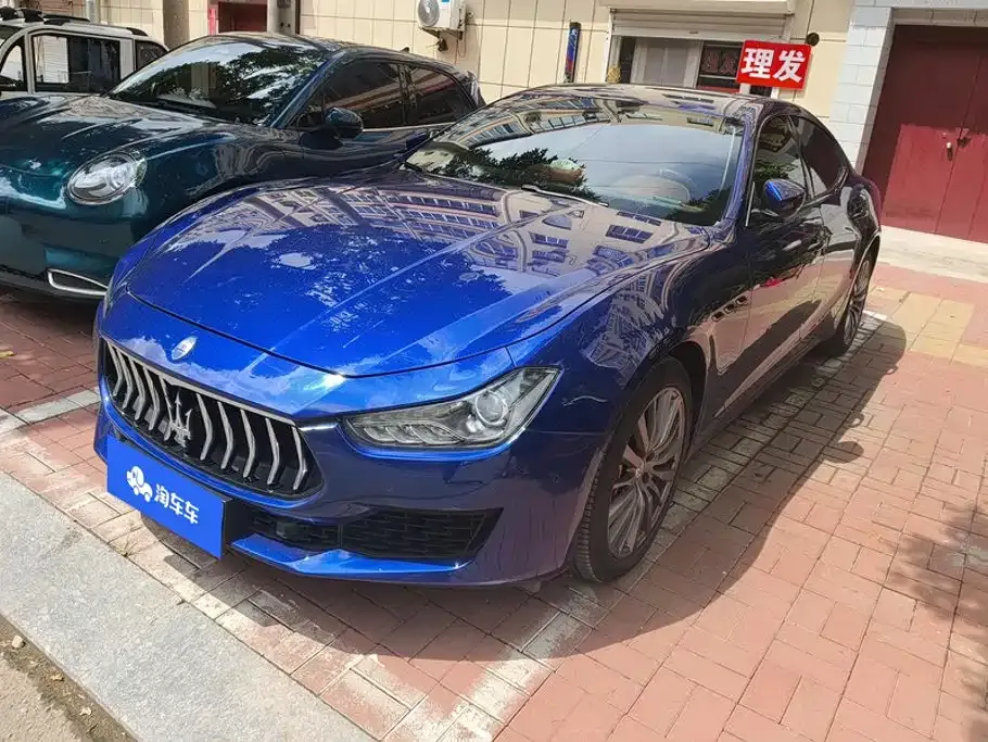 Maserati Ghibli — фото 1