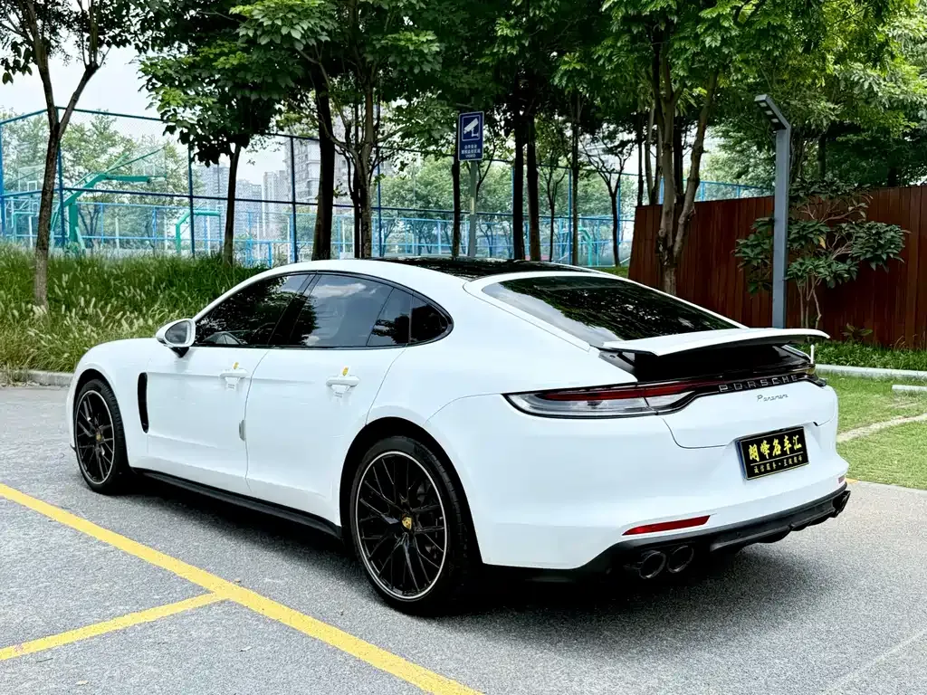Porsche Panamera — фото 8