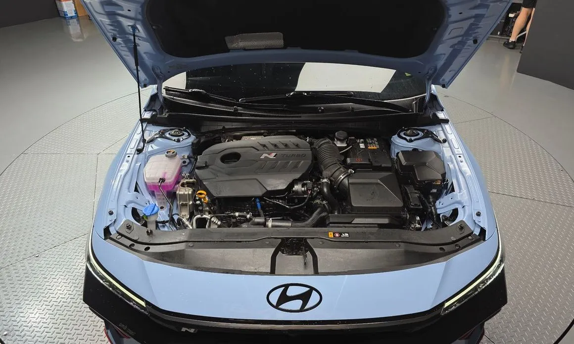 Hyundai AVANTE — фото 9