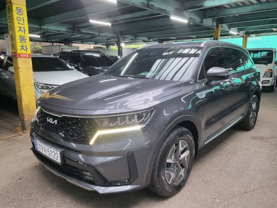 Kia Sorento — фото 1