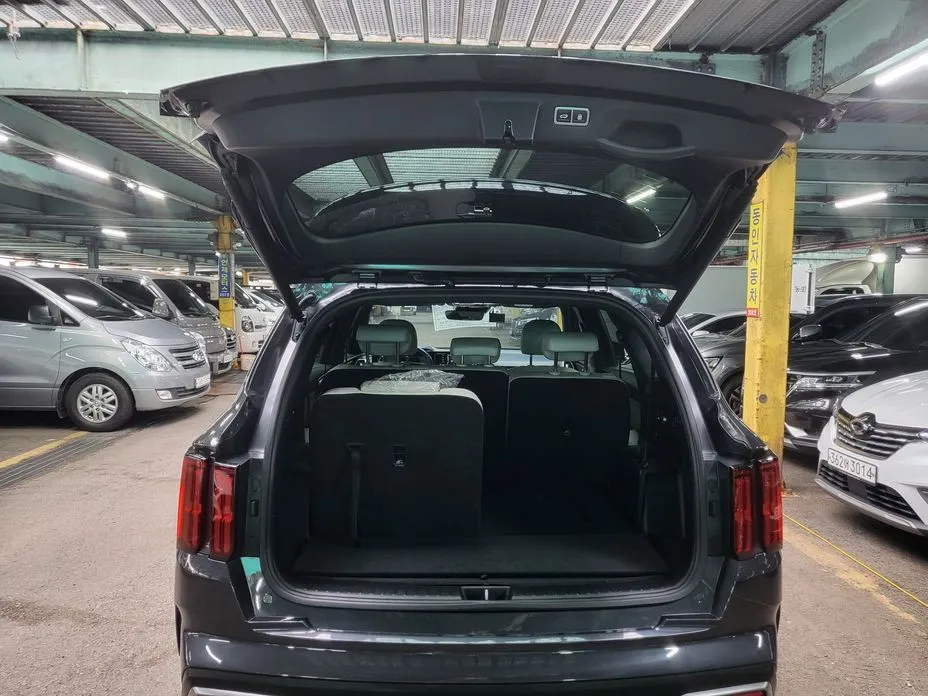 Kia Sorento — фото 9