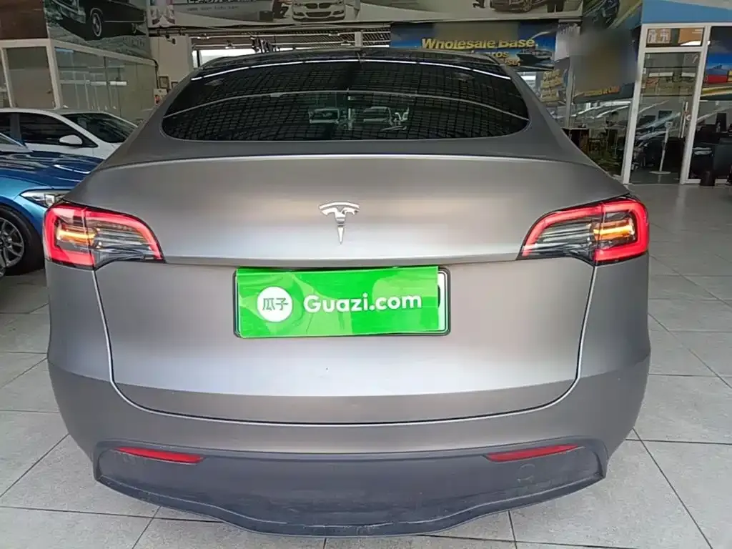 Tesla Model Y — фото 9