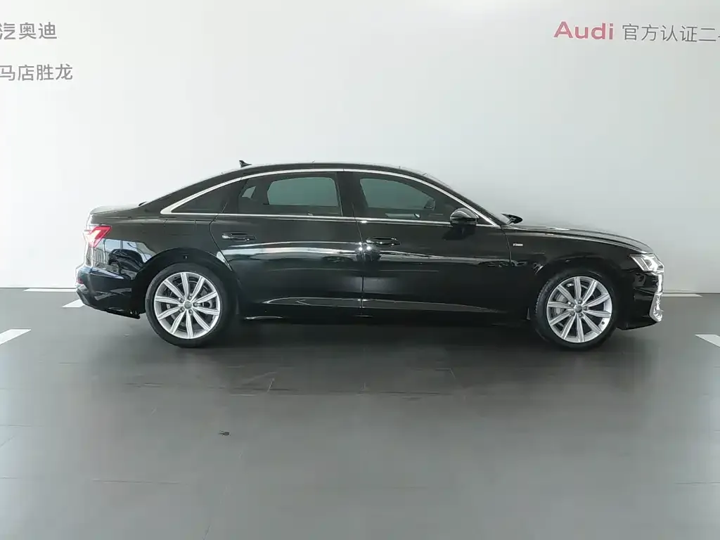 Audi A6L — фото 10
