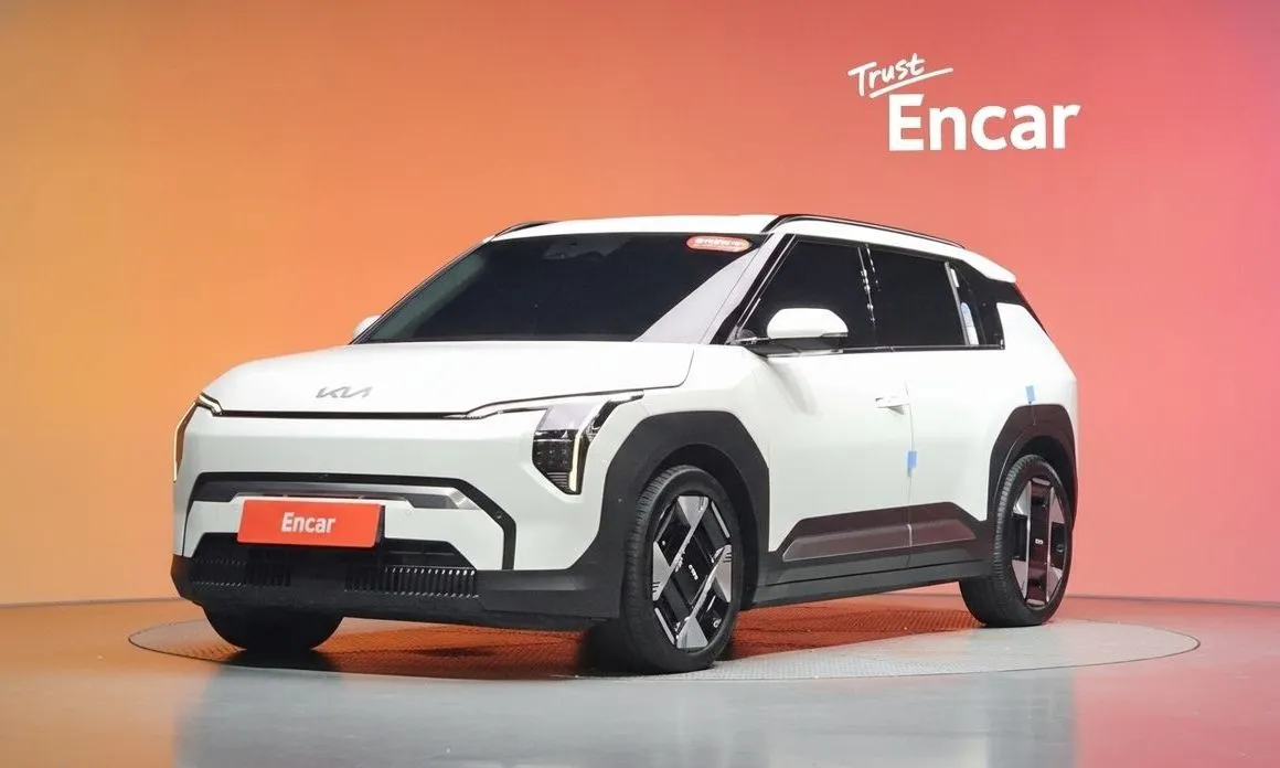 Kia EV3 — фото 1