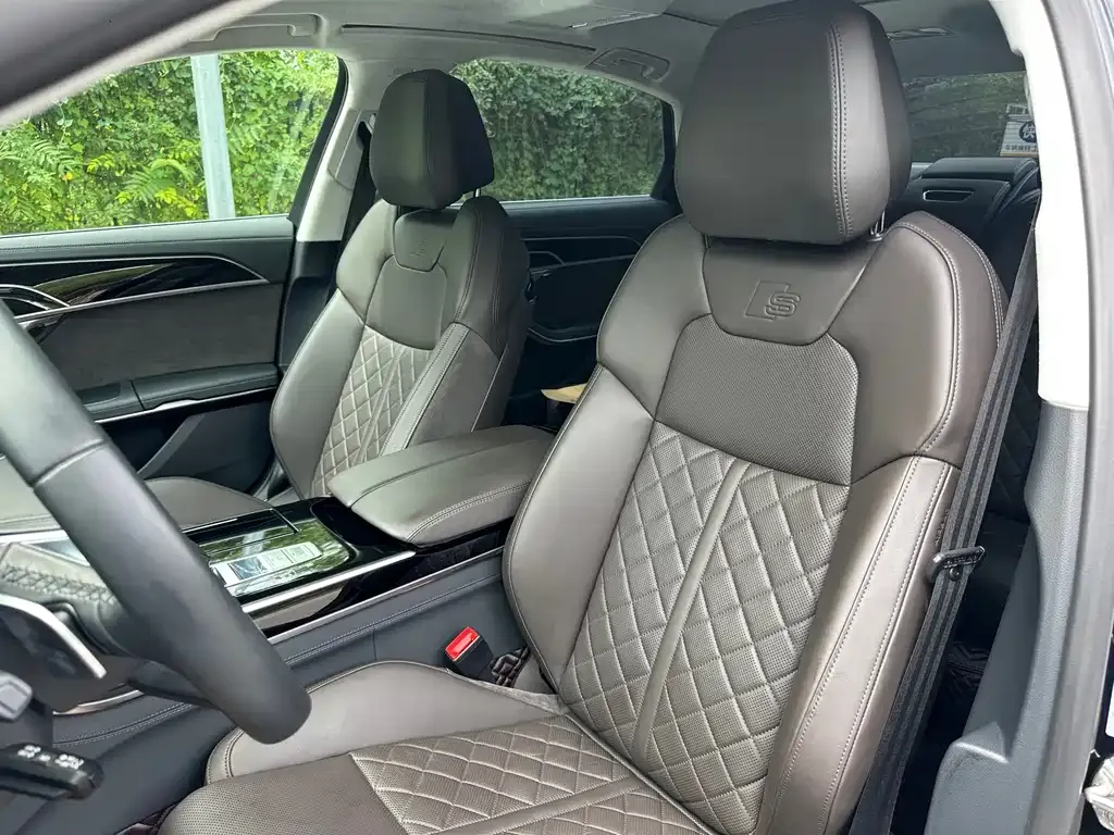 Audi A8 New Energy — фото 6