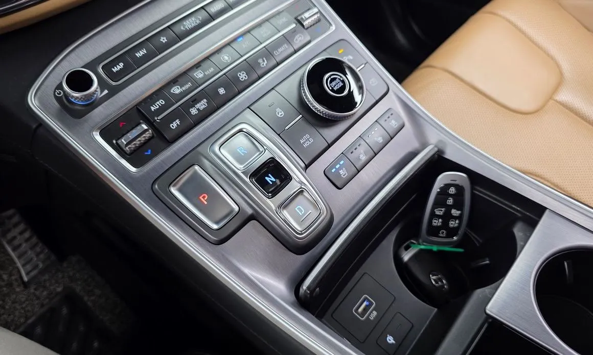 Hyundai Santafe — фото 5