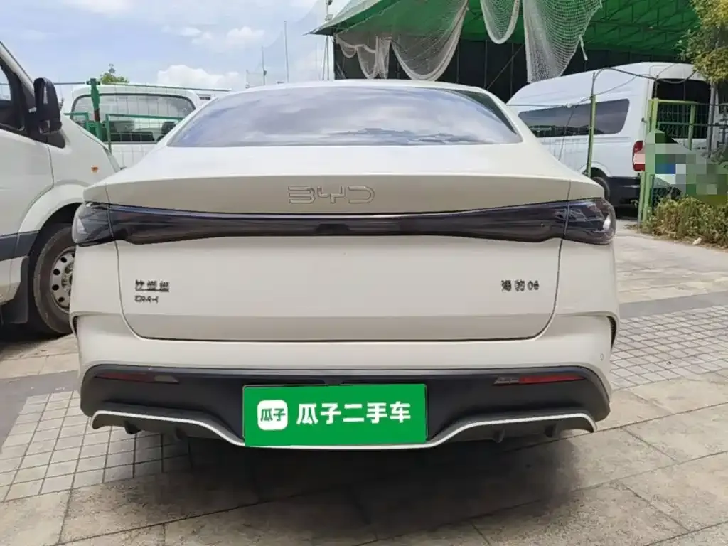 BYD Seal 06 — фото 10