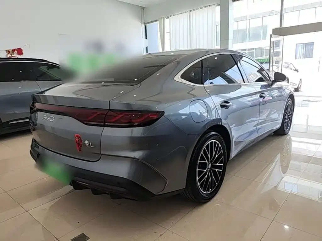 BYD Qin L — фото 10