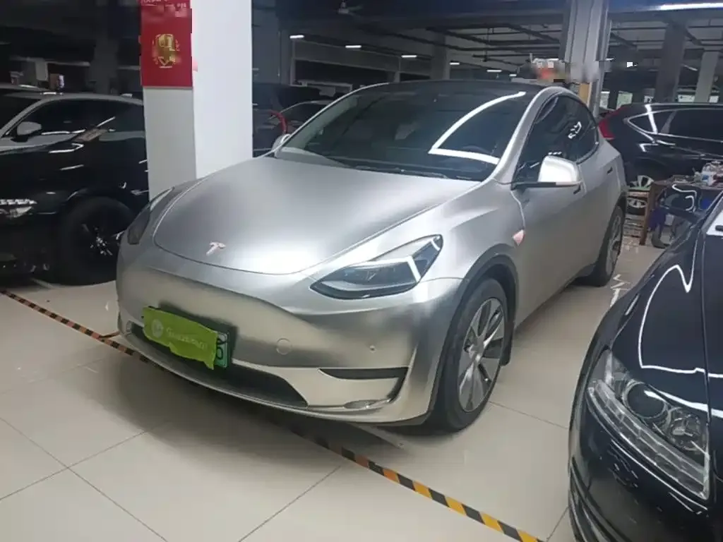 Tesla Model Y — фото 2