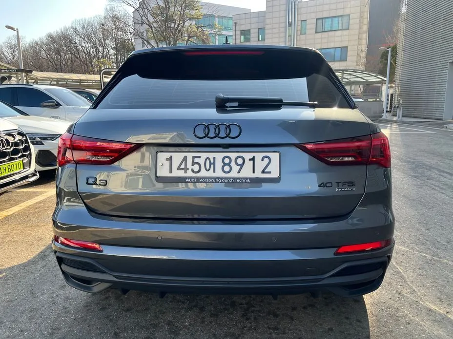 Audi Q3 — фото 10