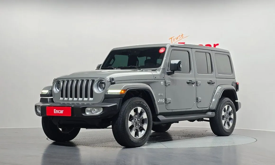 Jeep Wrangler — фото 1