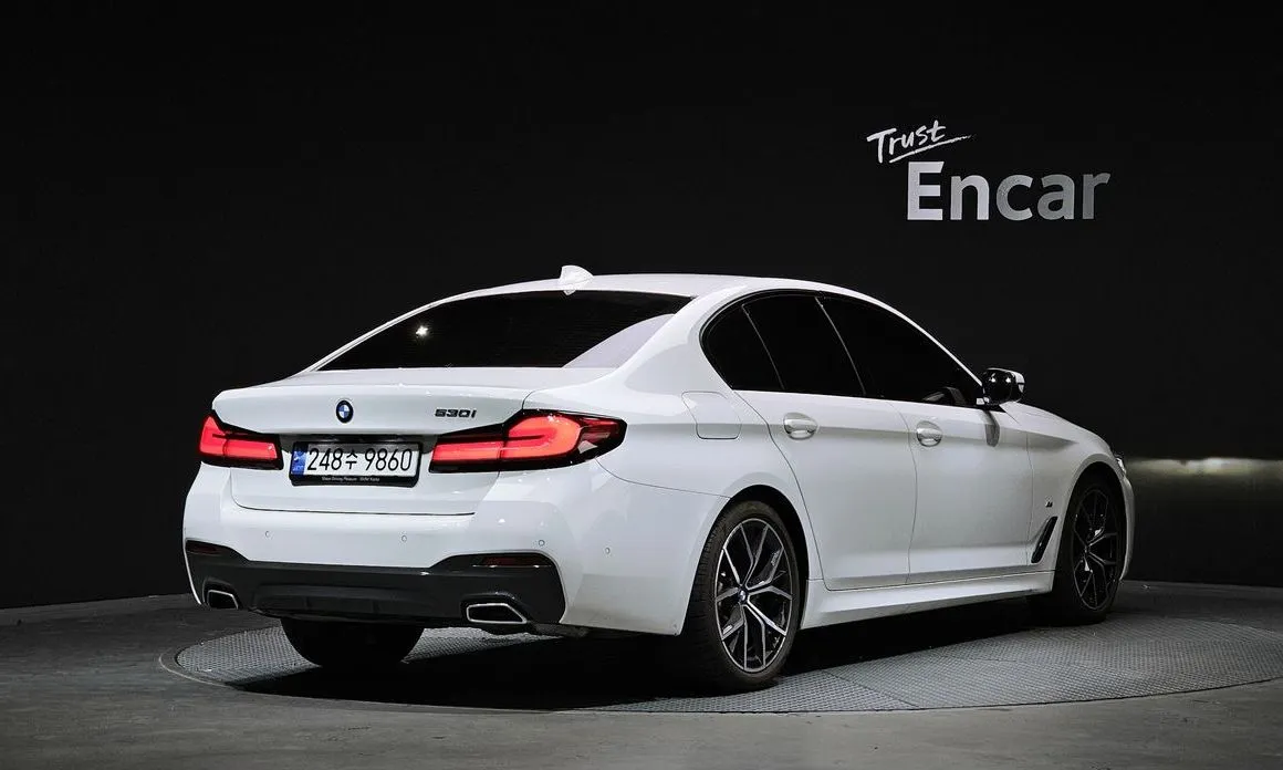 BMW 5-Series — фото 4