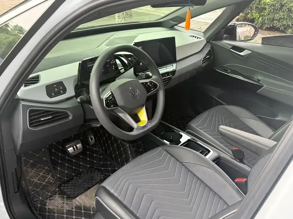 Volkswagen ID.3 — фото 2