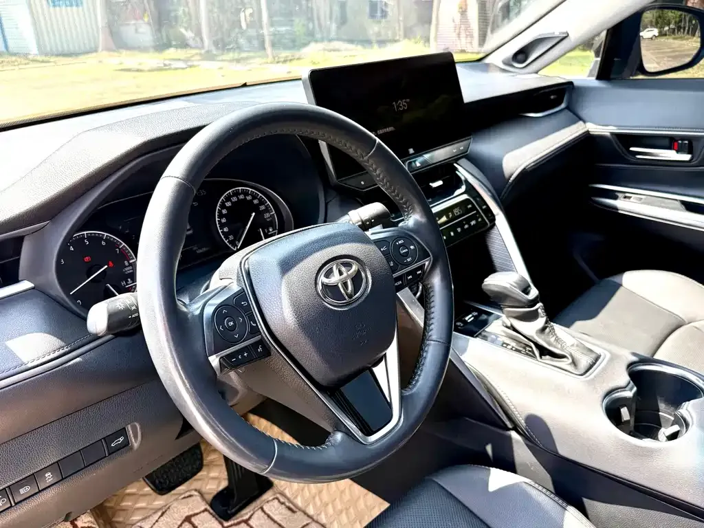 Toyota Venza — фото 4
