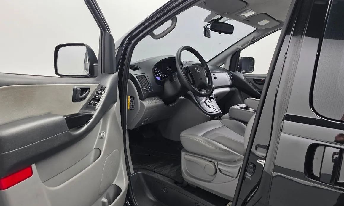 Hyundai Starex — фото 10