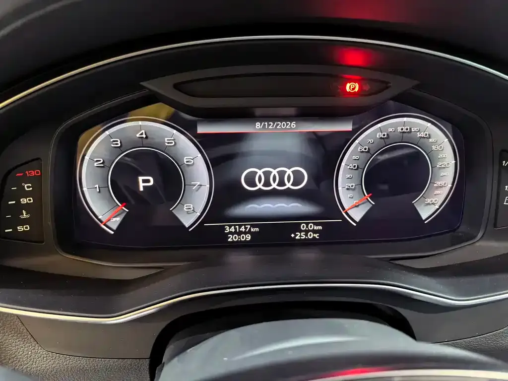 Audi A6L — фото 10
