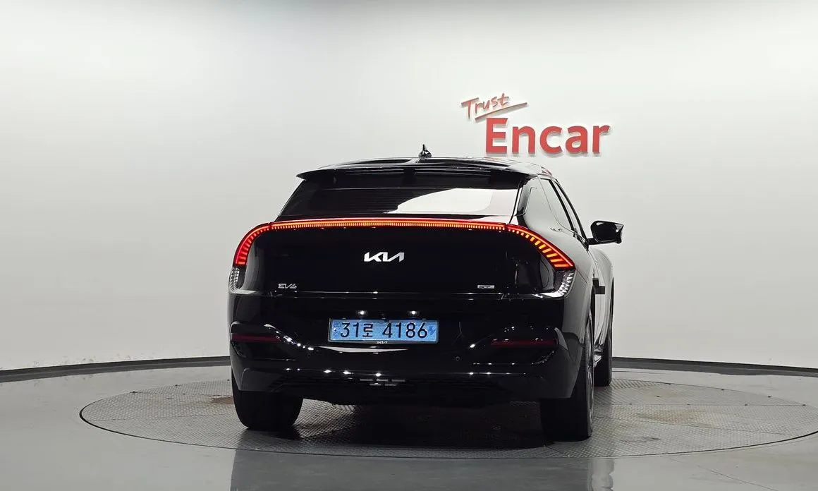 Kia EV6 — фото 5