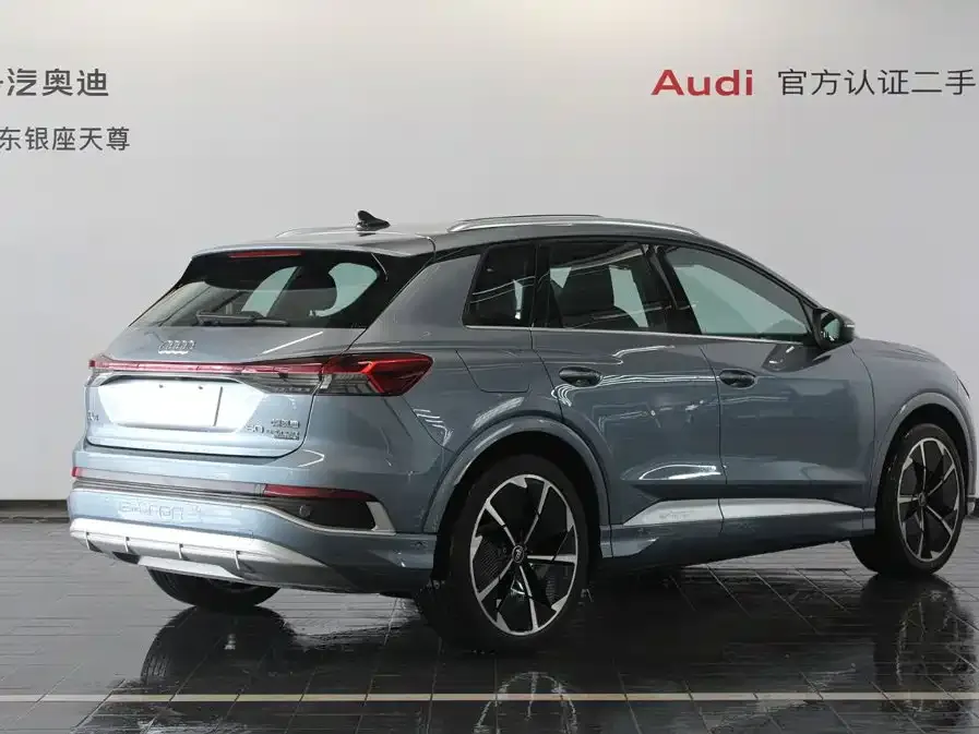 Audi Q4 e-tron — фото 3