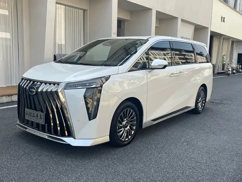 GAC Motor Trumpchi M8 — фото 1