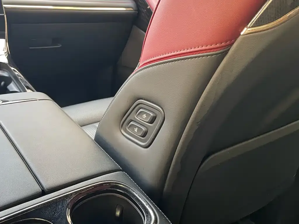 GAC Motor Trumpchi M8 — фото 2