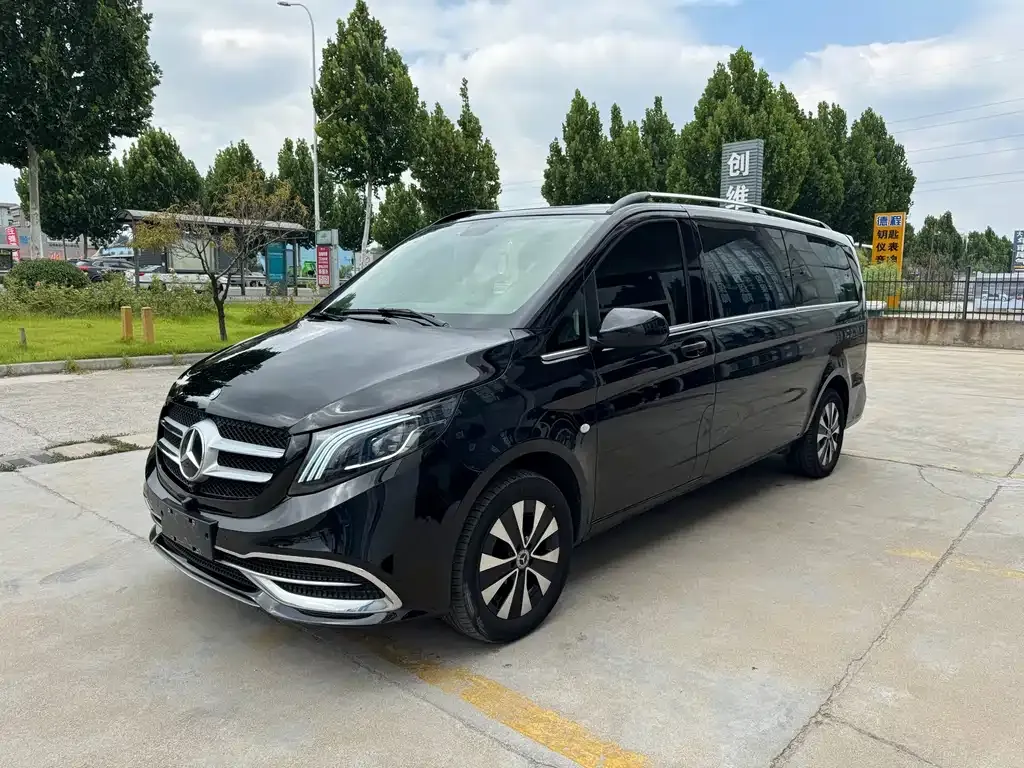Mercedes-Benz Vito — фото 1