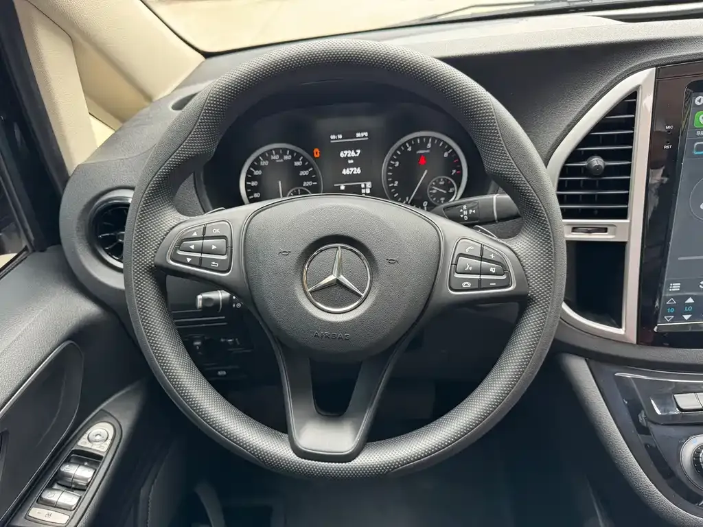 Mercedes-Benz Vito — фото 9