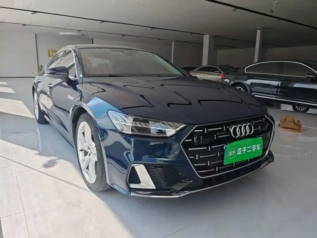 Audi A7L — фото 6