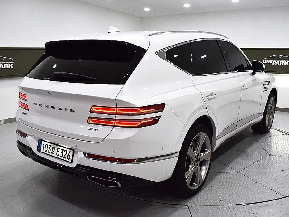 Genesis GV80 — фото 10
