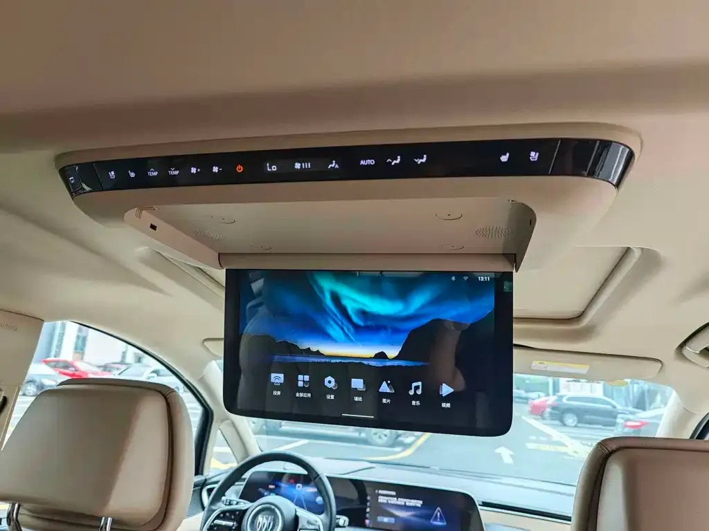 Buick GL8 Hybrid — фото 2