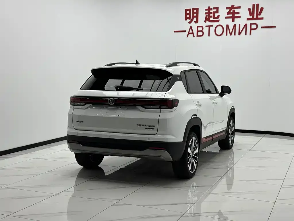 Changan CS35PLUS — фото 10