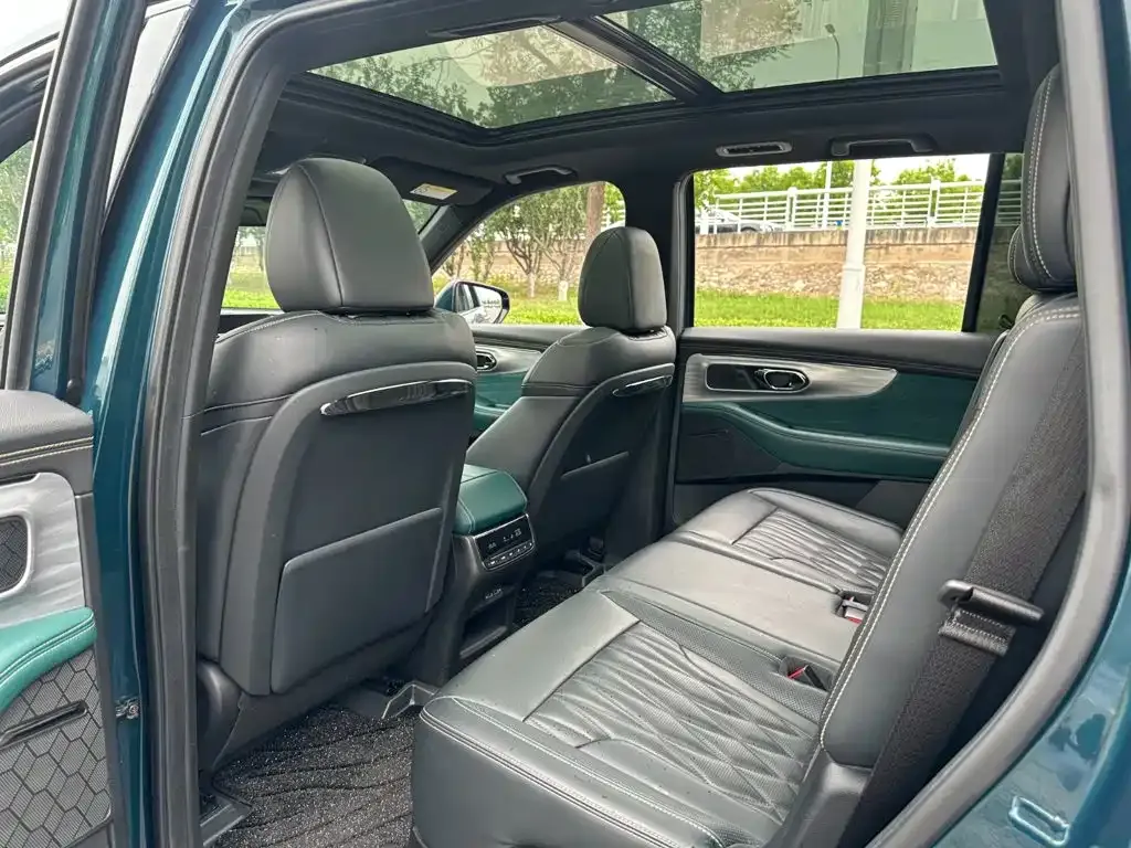 GAC Motor Trumpchi GS8 — фото 4