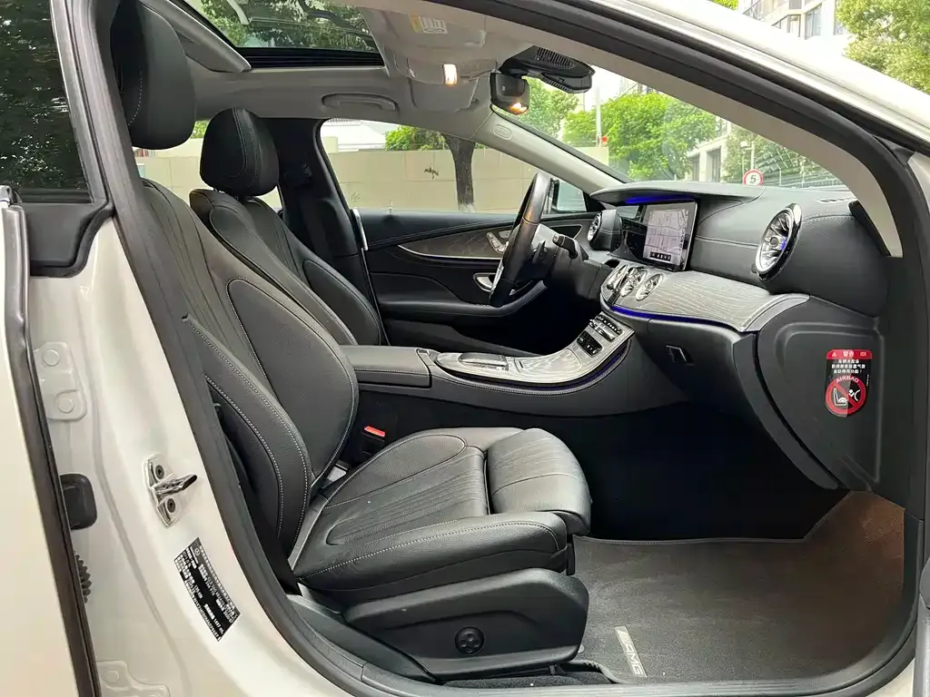 Mercedes-Benz CLS — фото 2