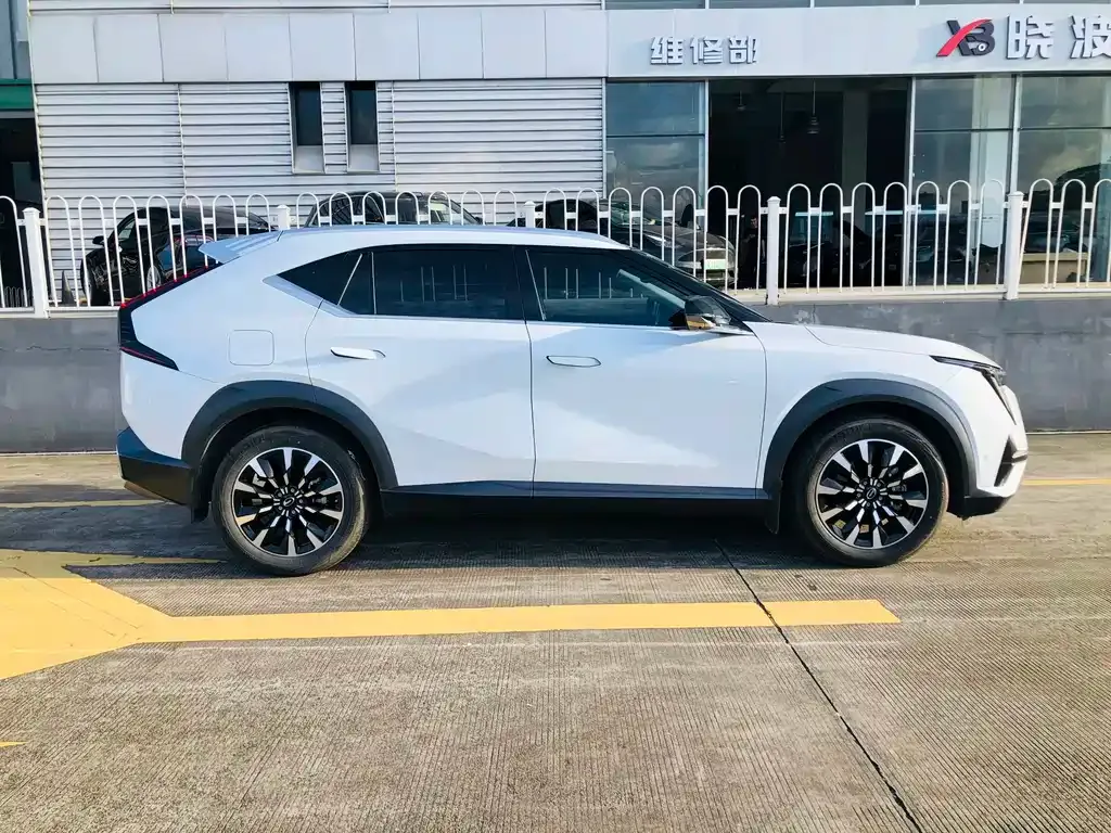 GAC Motor Shadow Cool — фото 10