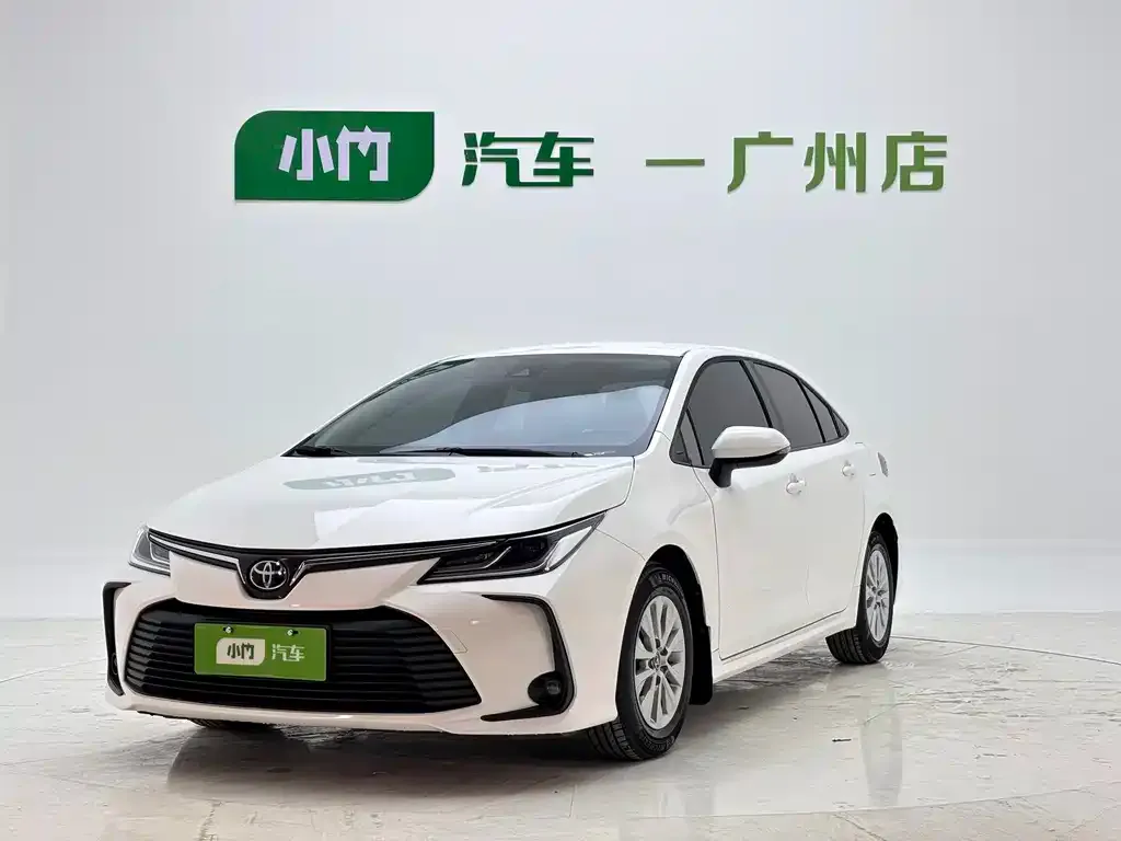 Toyota Corolla — фото 1
