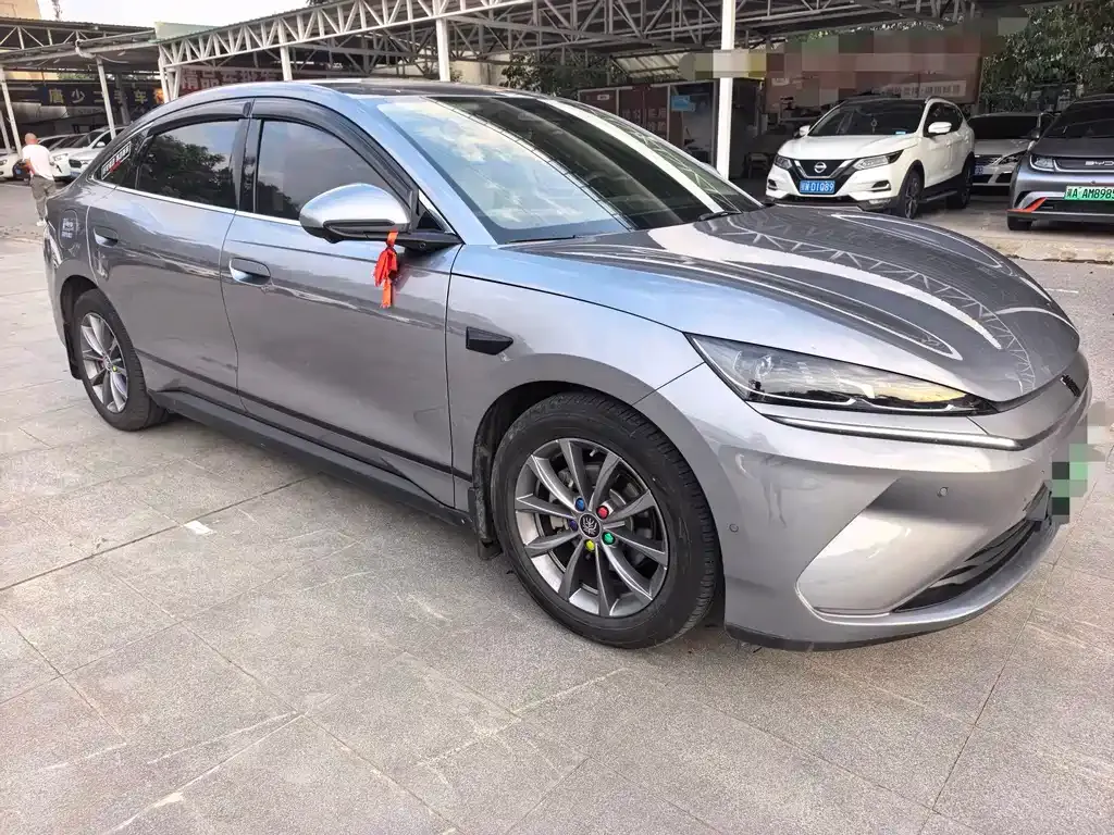 BYD Qin L — фото 2