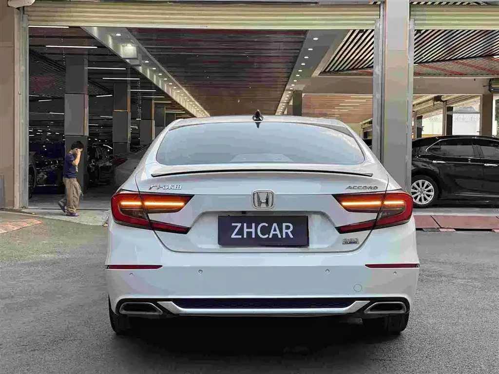 Honda Accord — фото 5